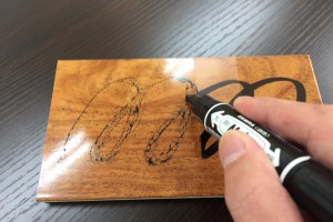 油性マジックで書き込み