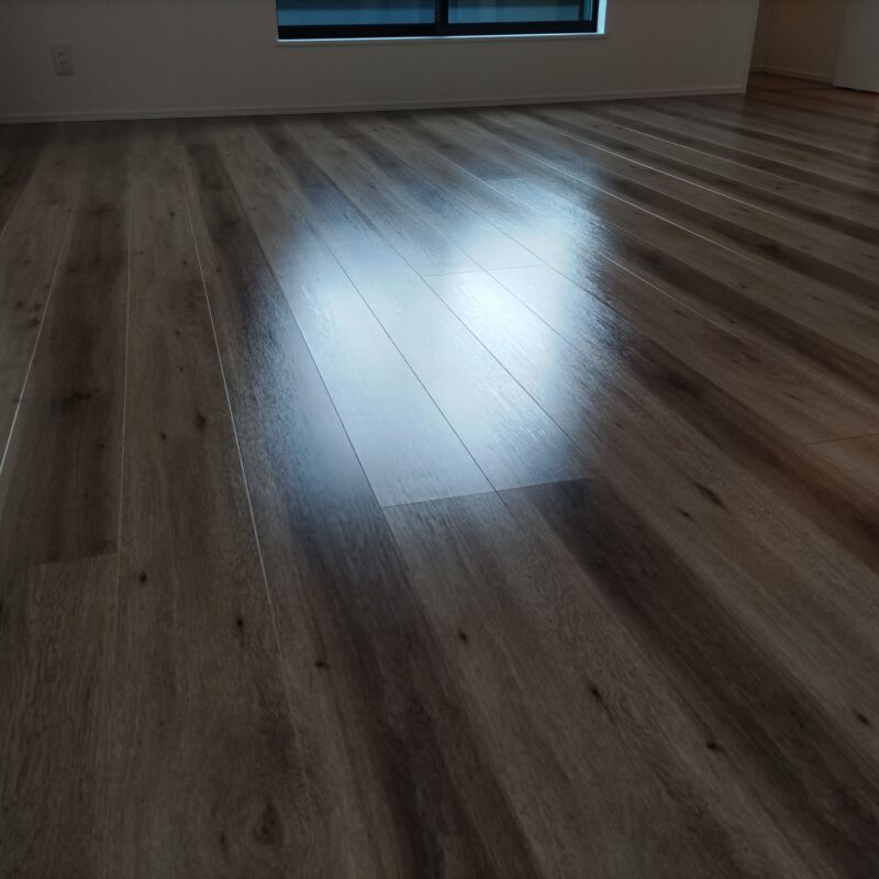 リクシル ラシッサD ナチュラルオーク ※シートフロア プレミアムコート(ガラスコーティング)施工後