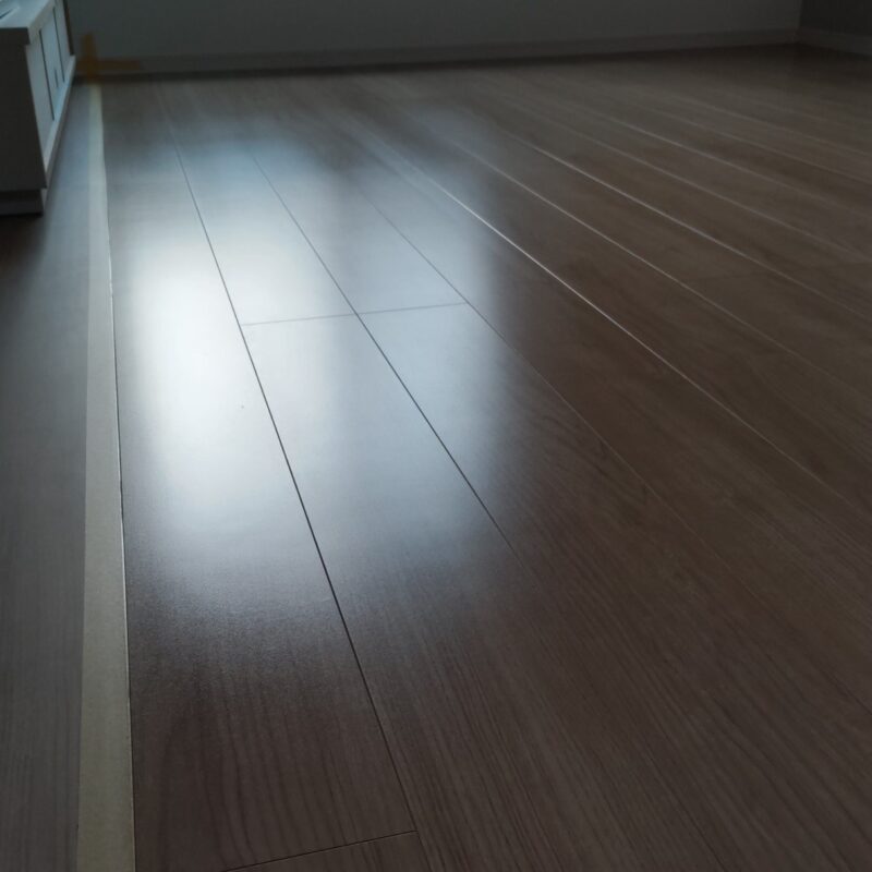 大建工業 ルームアートJKH/JK ※シートフロア フロアコーティング プレミアムコート(ガラスコーティング)施工後