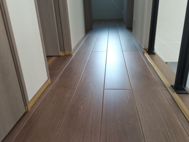 岐阜県高山市 一条工務店 フローリング プレミアムnano30施工前